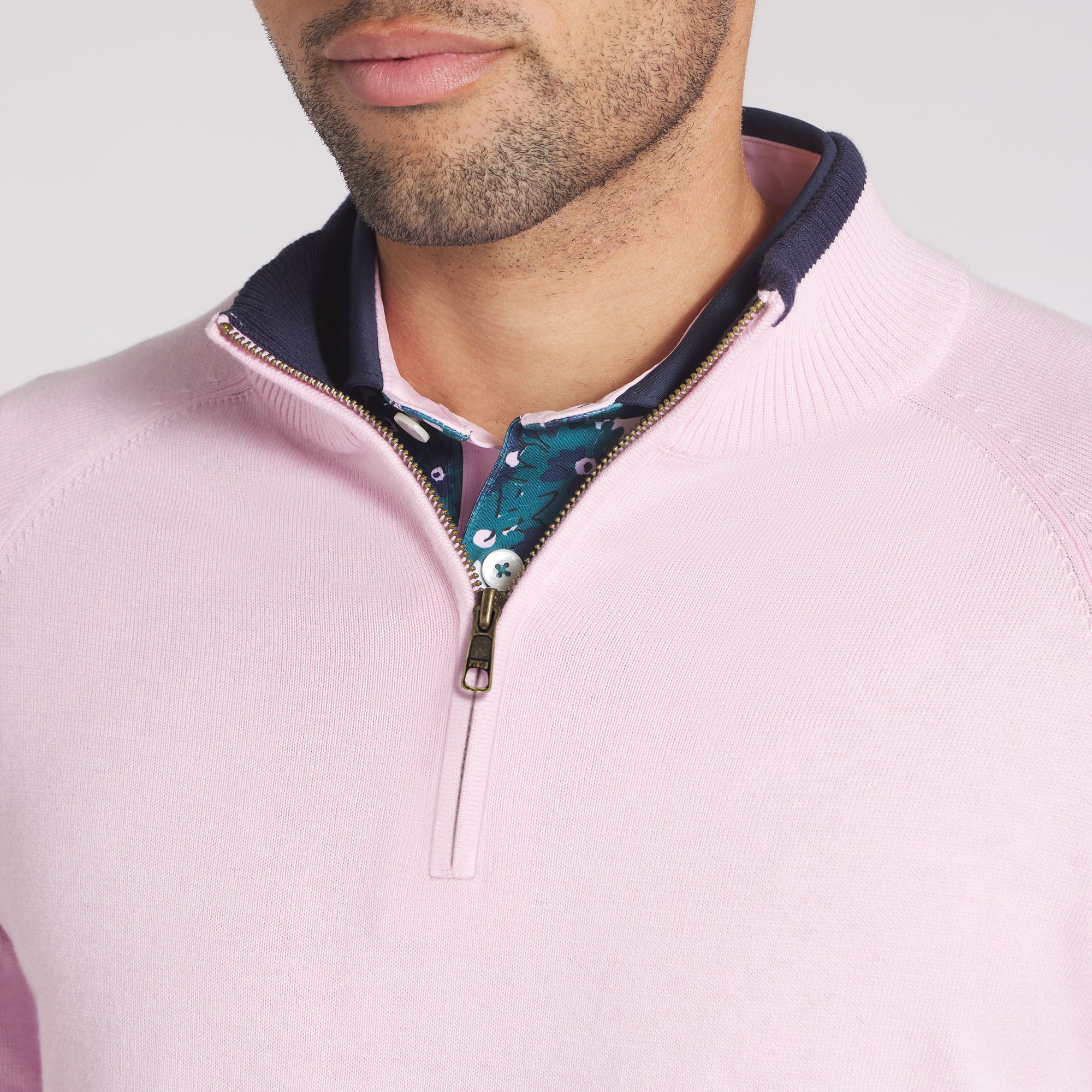 AP Knit Golf 1/4 Zip - Image 10