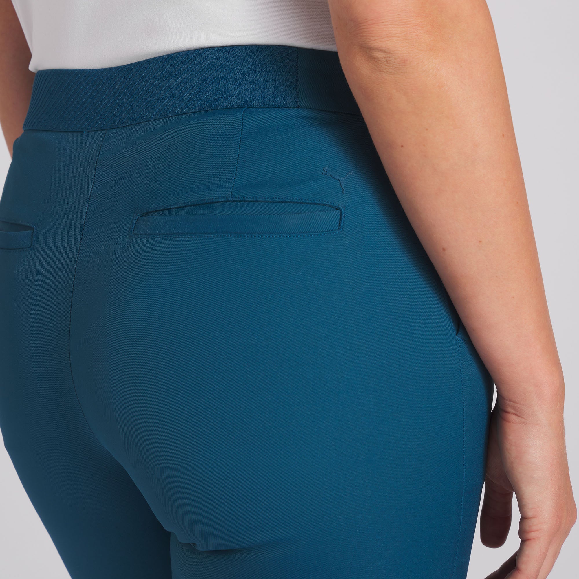 Women's Costa 8.5" Golf Shorts - Image 23